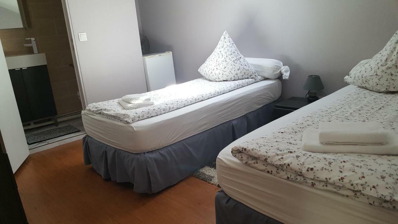 Le Relais Bleu Hotel Le Blanc-Mesnil Ngoại thất bức ảnh