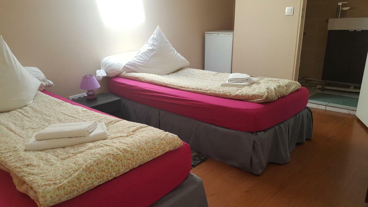 Le Relais Bleu Hotel Le Blanc-Mesnil Ngoại thất bức ảnh