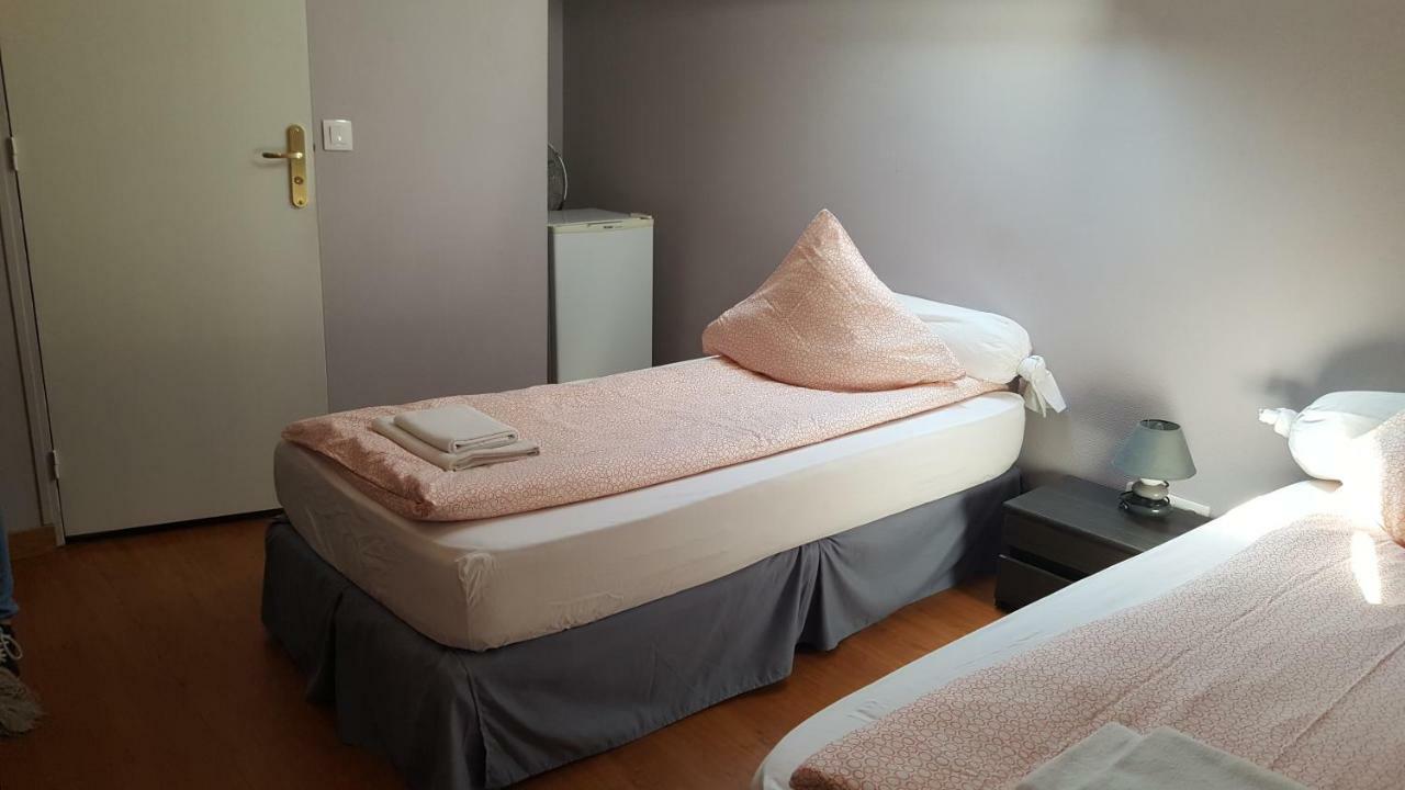 Le Relais Bleu Hotel Le Blanc-Mesnil Ngoại thất bức ảnh